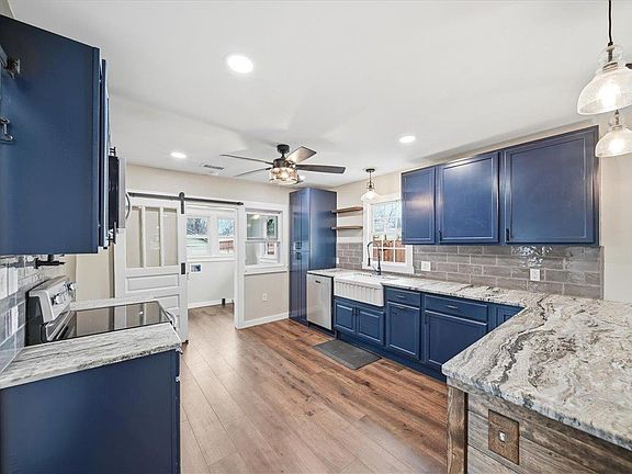 5th image of 166 Berry Rd