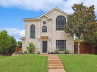 4025 Brazos Dr, Carrollton, TX 75007