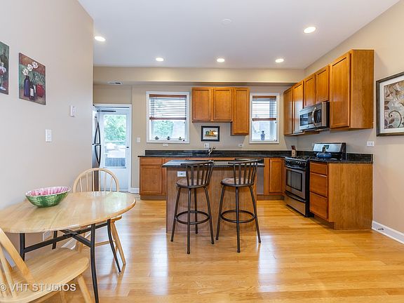 5th image of 4100 N Wolcott Ave #3
