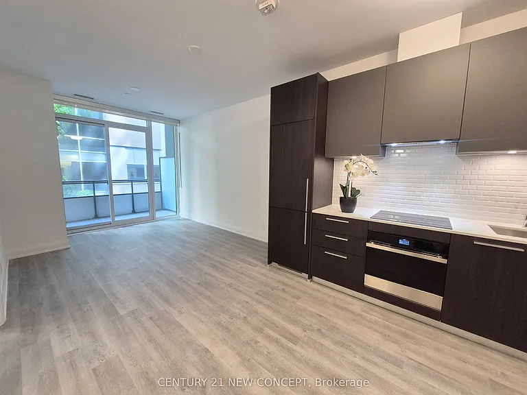 65 Broadway Ave S #209 — Photo 2