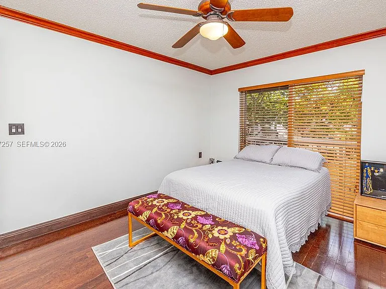 20935 NE 37th Ct — Photo 60