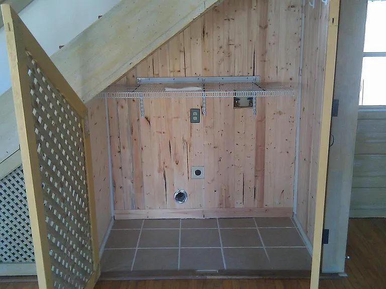 Washer / Dryer nook