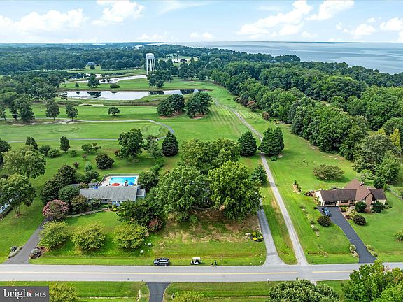 4th image of 20 Prospect Bay Dr W