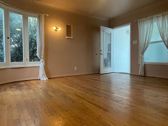 4th image of 1145 11th St APT A
