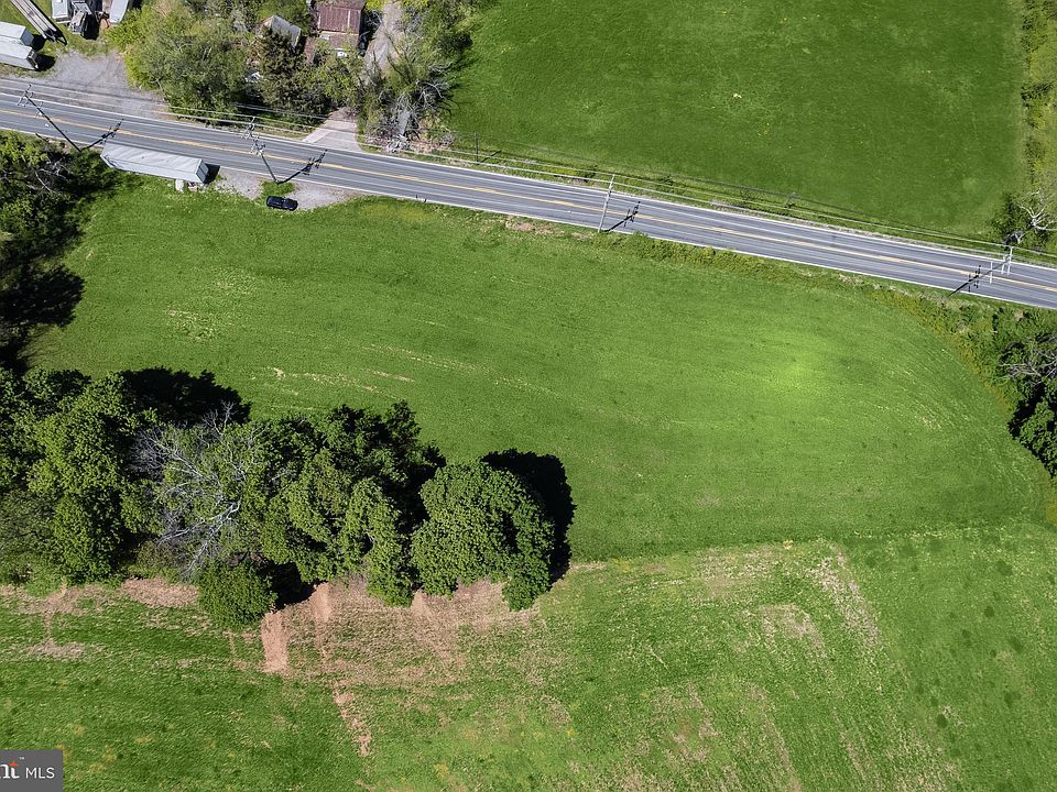 2nd image of 839 Old Manchester Rd