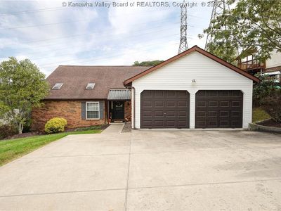 109 Jamestown Rd, Nitro, WV, 25143