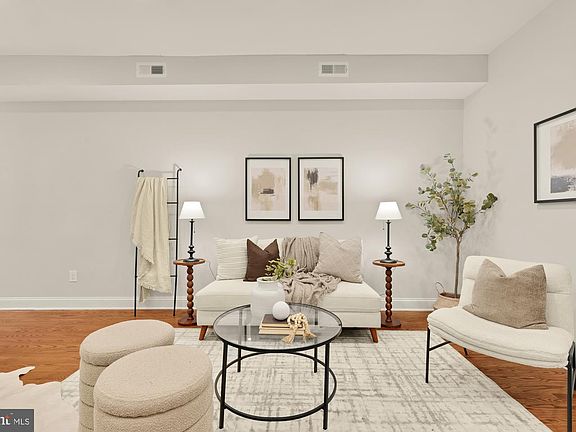 4th image of 1714 W Virginia Ave NE APT 2