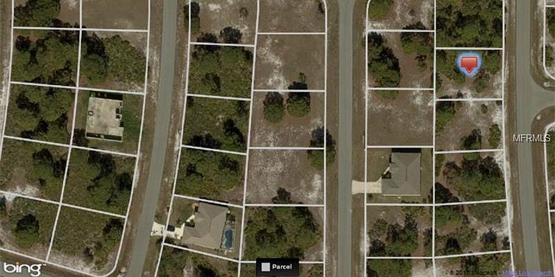 2nd image of 26 Dock Dr