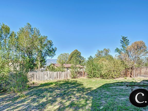 3rd image of 2460 Faulkner Pl