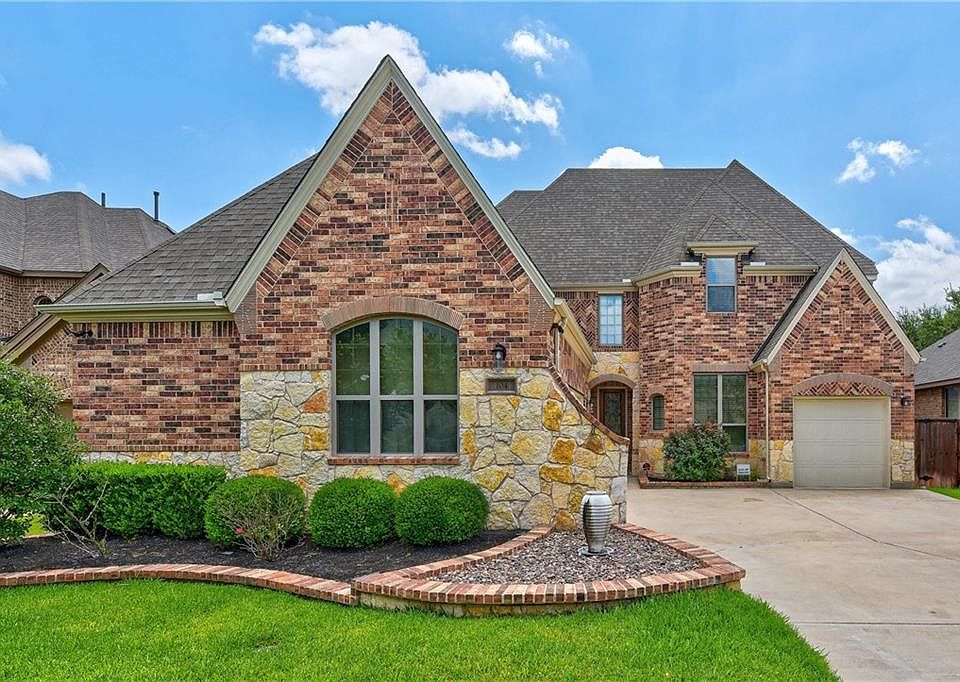 1st image of 104 Driftwood Dr