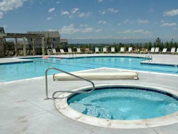 Pool & Hot Tub