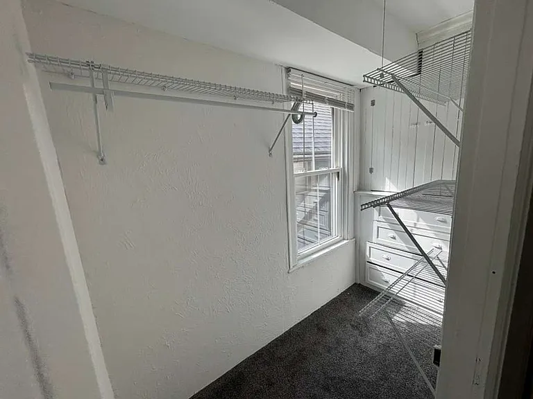4200 Whitman AVE — Photo 10