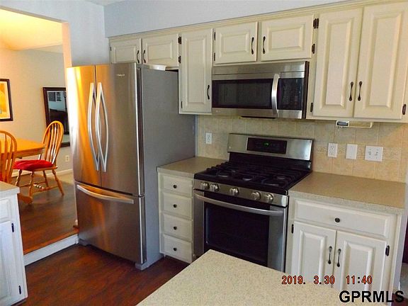 3rd image of 12424 Binney St