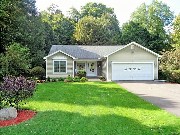 2nd image of 3351 Walden Oaks Blvd