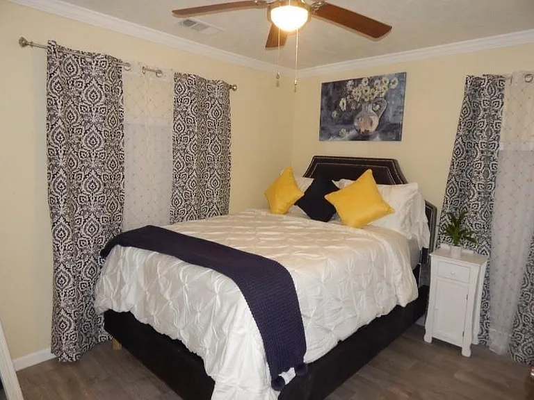 8821 Woodruff St — Photo 10