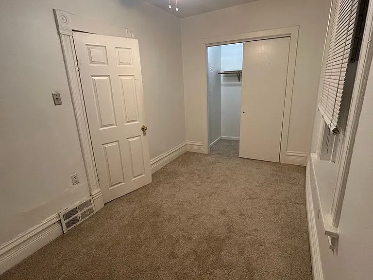 2718 N Wilton Ave #1 — Photo 10