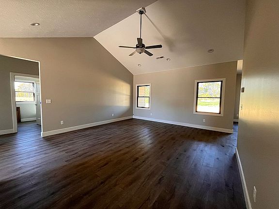 5th image of 1031 Baker Rd
