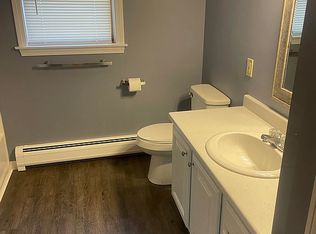 4 West St, Sanford, ME 04073