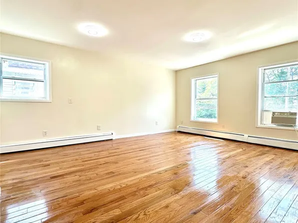 2069 Lacombe Ave Floor 2, Bronx, NY 10473