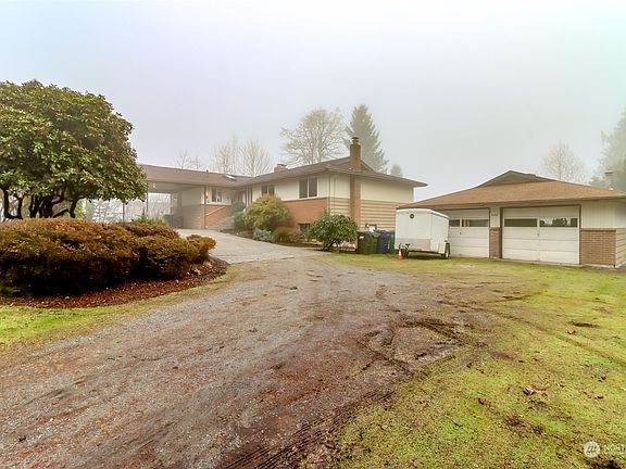 2nd image of 30008 118th Avenue SE