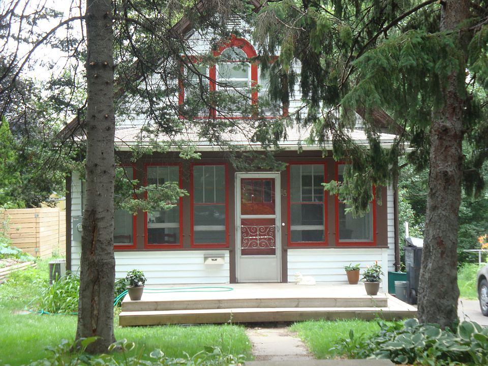 1st image of 15 Vincent Ave S