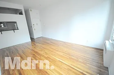 Rented by Mdrn Residential