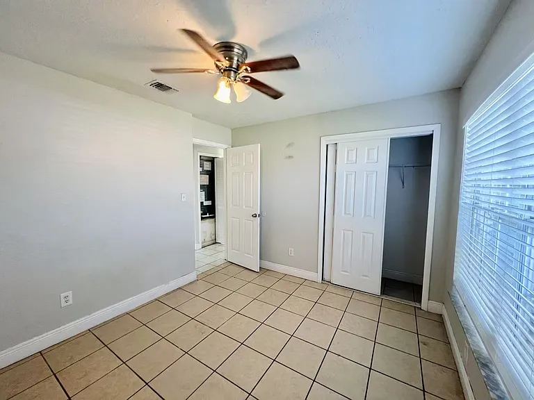 437 Kee St — Photo 10