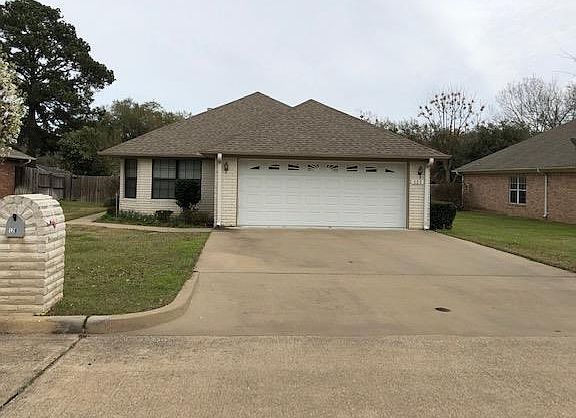 2nd image of 120 Settlers Ct