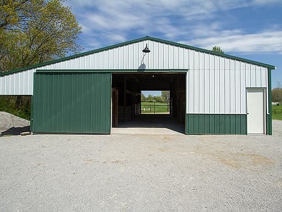 3rd image of 121 Fawn Ridge Dr