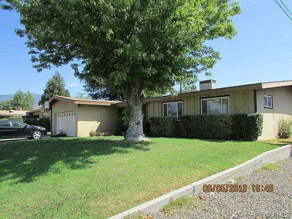 4th image of 2455 N Alameda Ave
