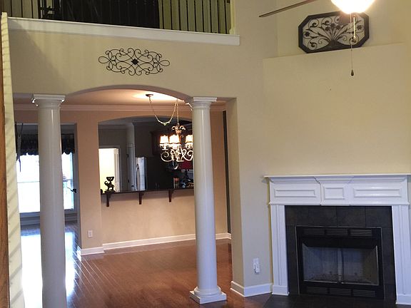 3rd image of 1023 Scarlet Woods NW