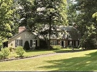 101 Pheasant Run, Hendersonville, NC 28739