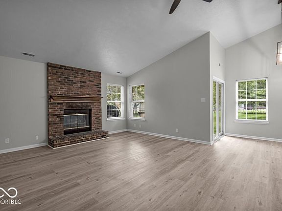2nd image of 13148 Knollton Ct