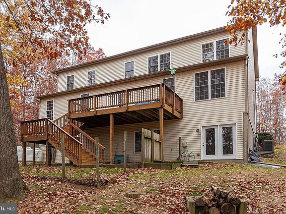 4th image of 122 Country Club Dr