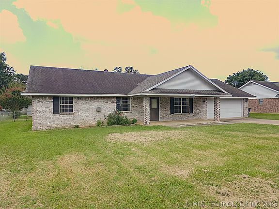 2nd image of 2709 Forrest Cir