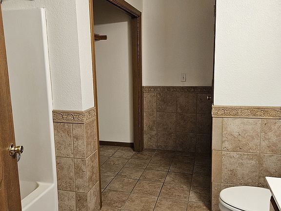 5th image of 1106 S McCoy St #1106