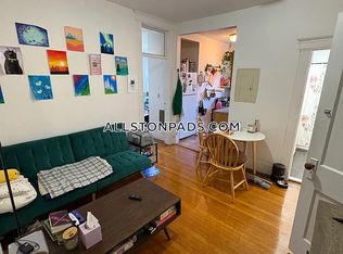 1254 Commonwealth Ave #16F, Allston, MA 02134