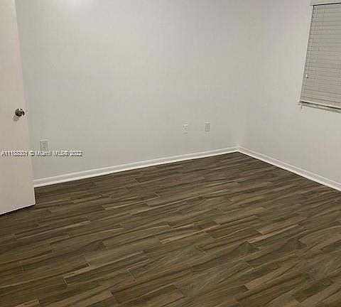 5th image of 2721 SE 12th Pl Unit 106