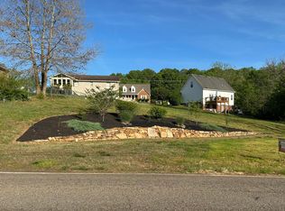 5269 McGinnis Rd, Morristown, TN 37814
