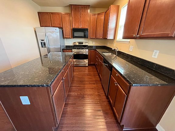 5th image of 2607 Glenriver Way