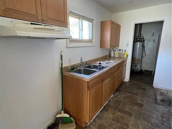 5th image of 2148 Jeffrey Dr