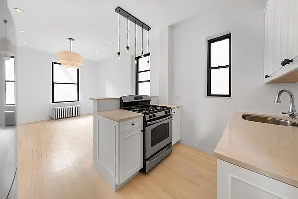 Rented by Compass | media 8