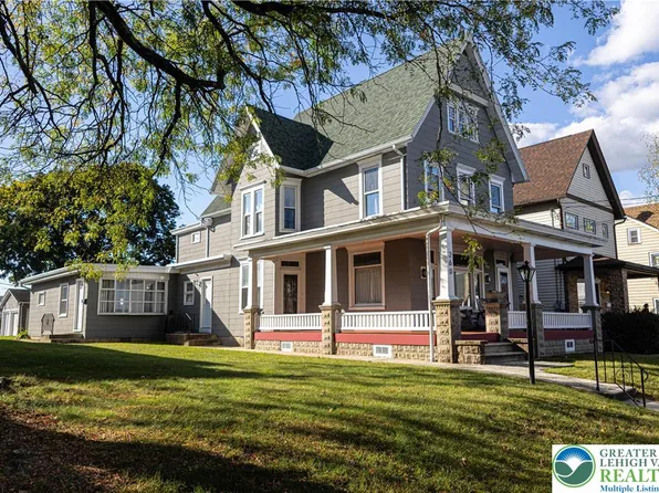 260 S 3rd St, Lehighton, PA 18235