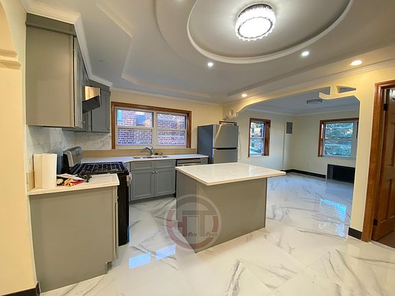 2nd image of 1318 Mace Ave Floor 3