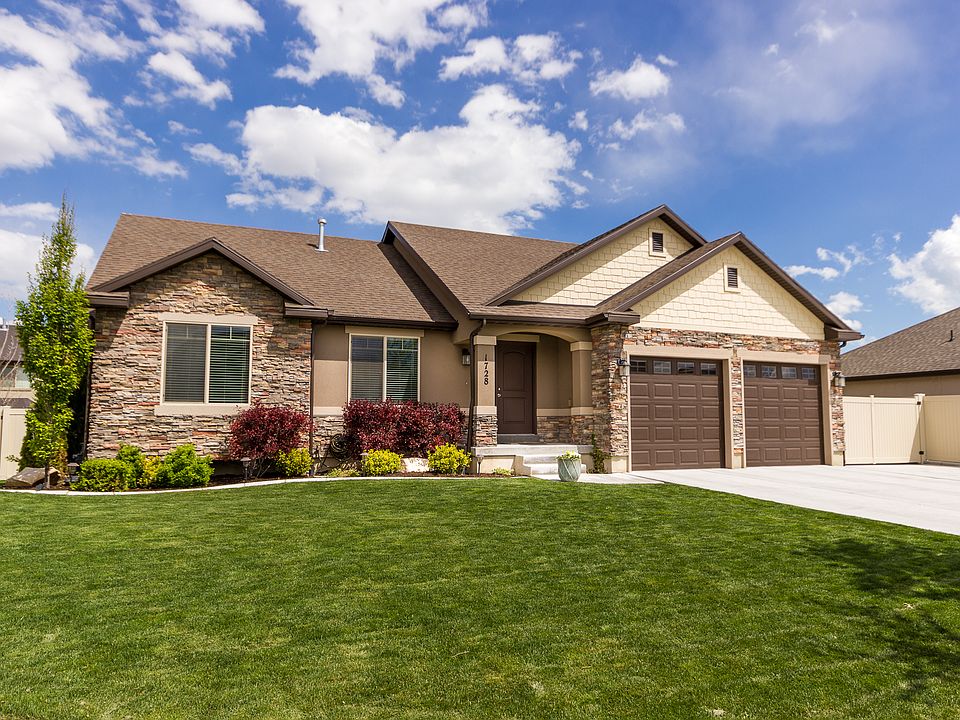 1st image of 1728 N Aspen Cir
