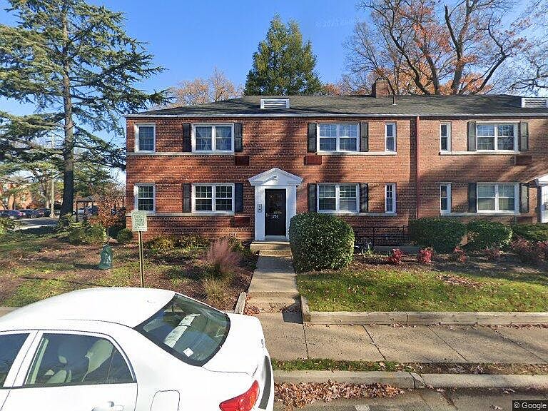 1st image of 237 N George Mason Dr APT 1
