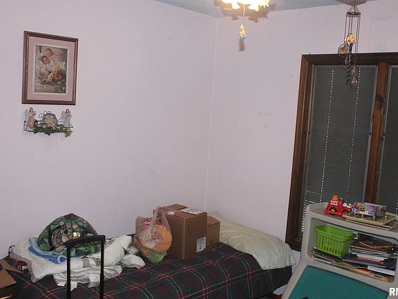 4th image of 546 28th Ave