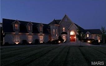 2nd image of 3911 Stanton Ct