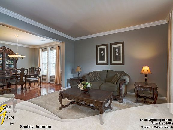 4th image of 6219 Colonial Garden Dr