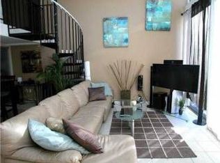 575 6th Ave UNIT 204, San Diego, CA 92101